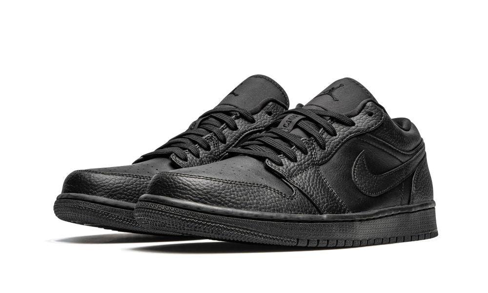 AIR JORDAN 1 LOW "Triple Black"