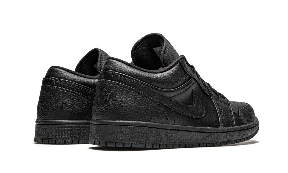 AIR JORDAN 1 LOW "Triple Black"