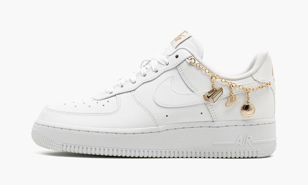 WMNS AIR FORCE 1 '07 LX "Lucky Charms"
