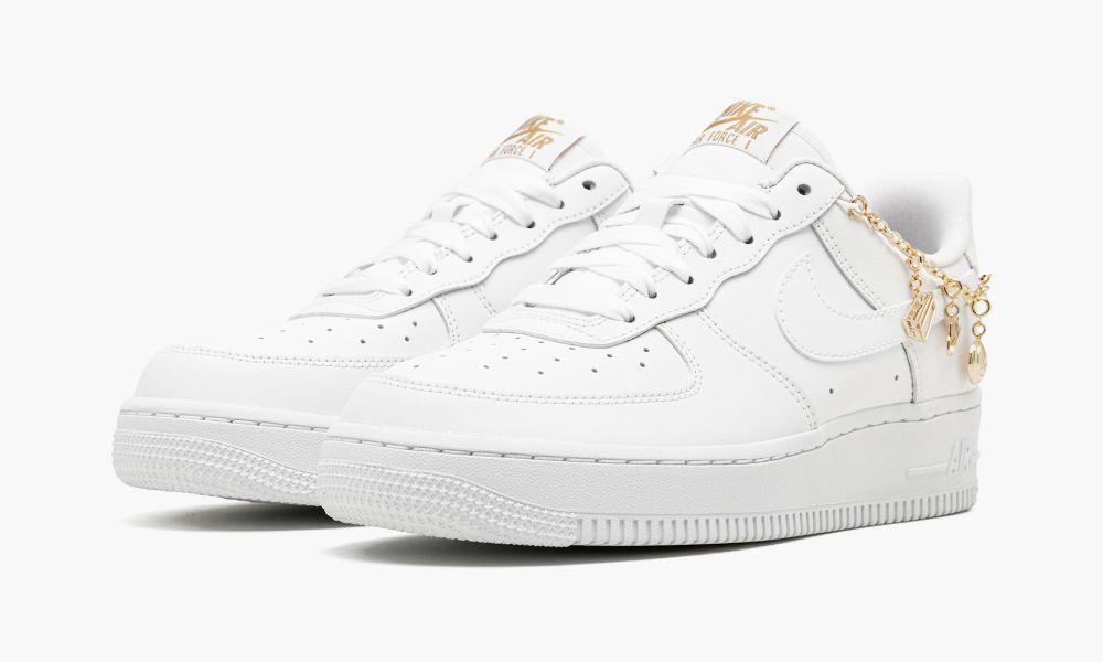 WMNS AIR FORCE 1 '07 LX "Lucky Charms"