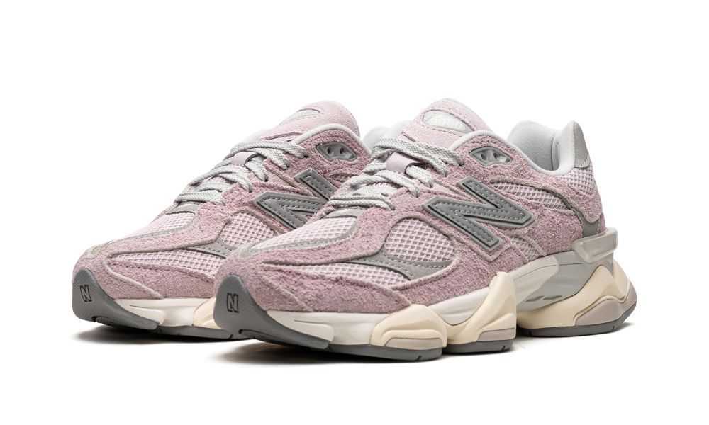 New Balance 9060 "December Sky"