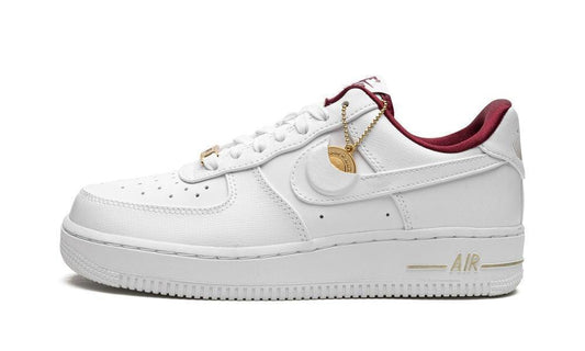 AIR FORCE 1 LO MNS WMNS
"Just Do It"