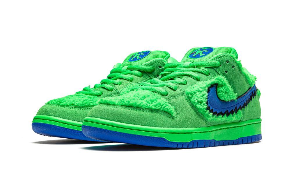 SB DUNK LOW "Grateful Dead - Green Bear"